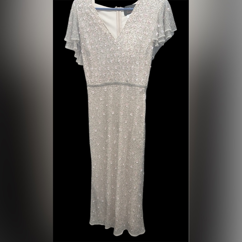 Elegant light pink cream Mac Duggal Evening Gown size 6